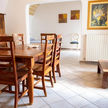 Aparthotel Chicca's 3*