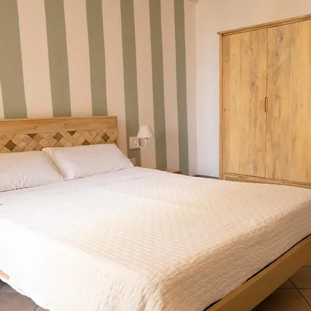Chicca's Aparthotel